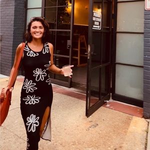 Meet your Posher, Kiona